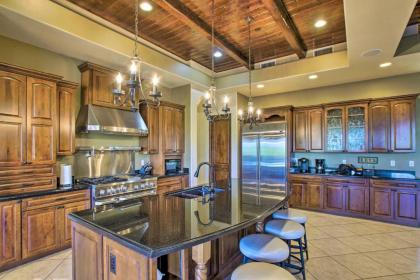 Gorgeous Mesa Vacation Home with Mountain Views - image 7