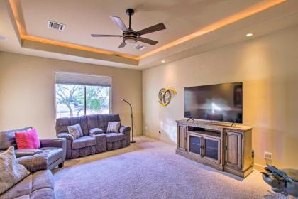 Gorgeous Mesa Vacation Home with Mountain Views - image 9