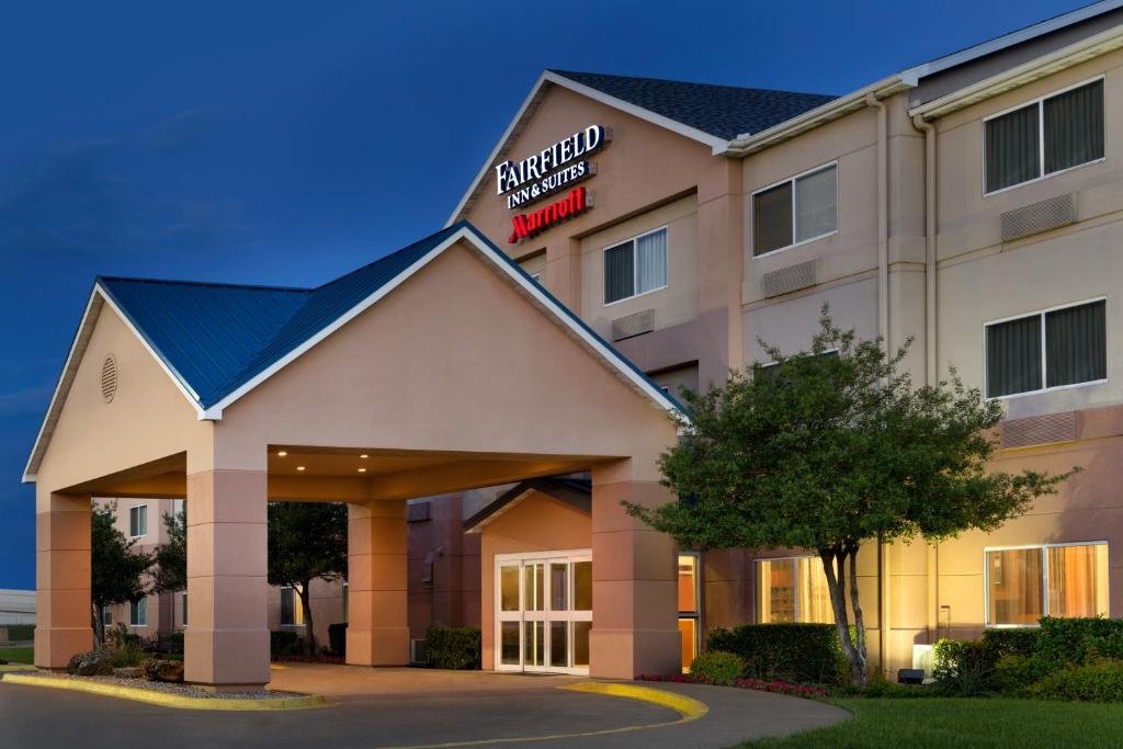 Fairfield Inn & Suites Dallas Mesquite - main image