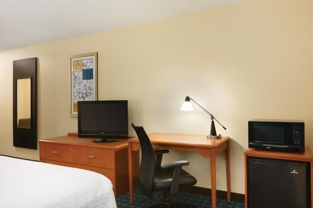 Fairfield Inn & Suites Dallas Mesquite - image 3