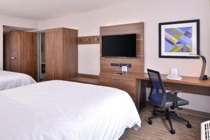 Holiday Inn Express Hotel and Suites Mesquite an IHG Hotel - image 5