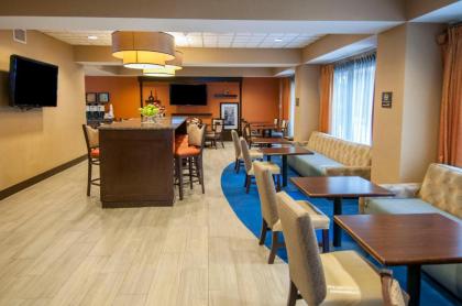 Hampton Inn Metairie - image 21