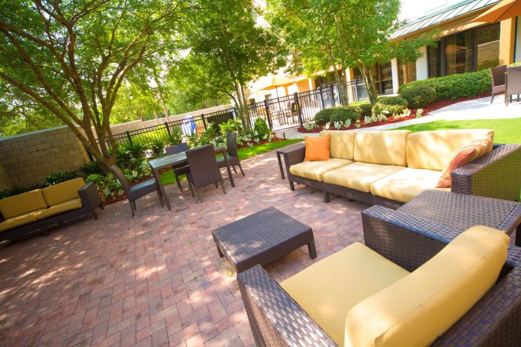 Courtyard by Marriott New Orleans Metairie - main image