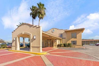 La Quinta Inn  Suites by Wyndham New Orleans Causeway Louisiana