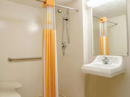 La Quinta Inn by Wyndham New Orleans Veterans / Metairie - image 13