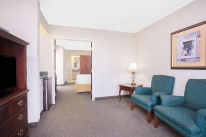 Days Inn by Wyndham Metter - image 3