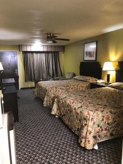 Kings Inn Mexia - image 10