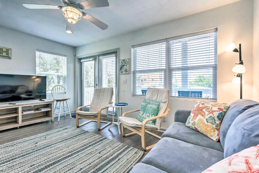 Mexico Beach Getaway with Balcony and Ocean Views! - image 2