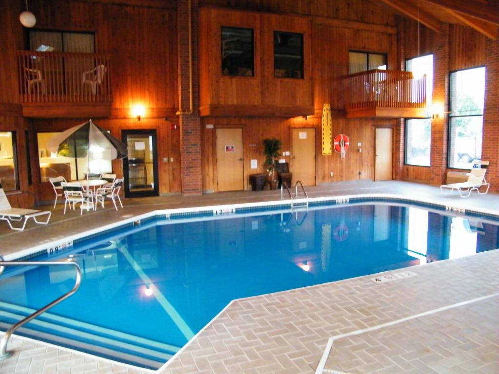 Amerihost Inn & Suites - Mexico - main image