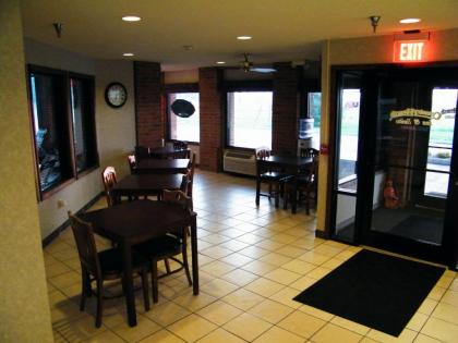 Amerihost Inn & Suites - Mexico - image 10