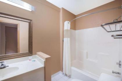 Travelodge by Wyndham Globe AZ - image 6