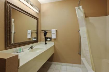 Travelodge by Wyndham Globe AZ - image 9