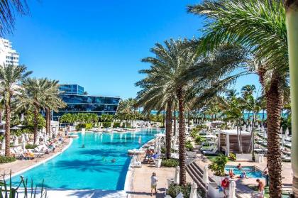 Fontainebleau miami Beach Private Suites