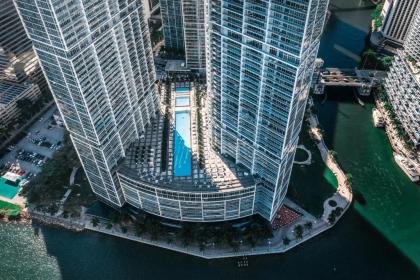 Brickell Avenue URBAN RESORT