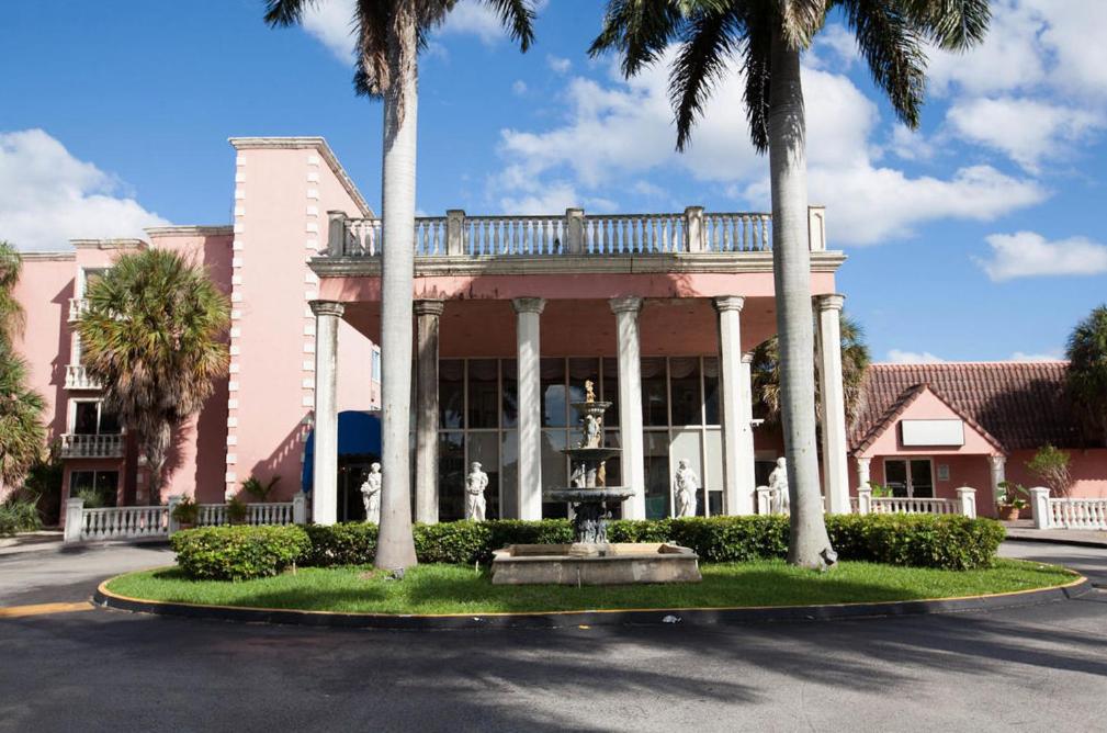 Miami Gardens Inn & Suites - main image