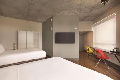 Radisson RED Miami Airport - image 11