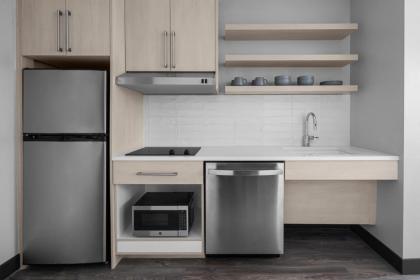 Element Miami Downtown - image 18