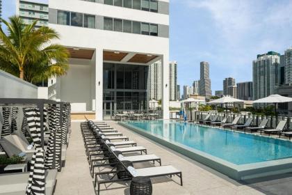 Element Miami Downtown - image 3