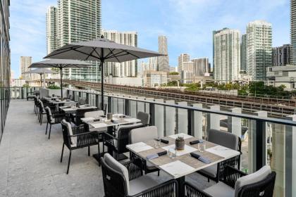 Element Miami Downtown - image 9