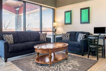Quality Inn & Suites Miamisburg - Dayton South - image 2