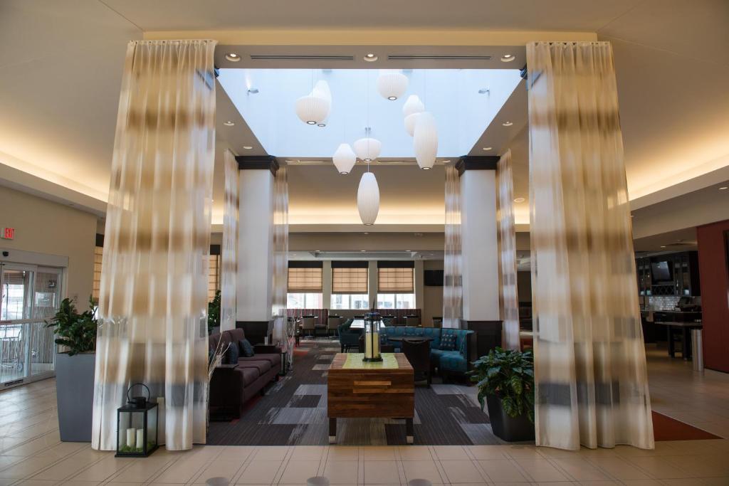 Hilton Garden Inn Dayton South - Austin Landing - image 2