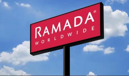 Ramada by Wyndham Michigan City - image 3
