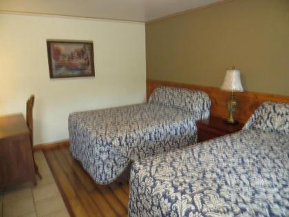 Cool Springs Inn - image 7