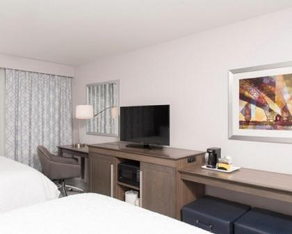 Hampton Inn and Suites Michigan City - image 3