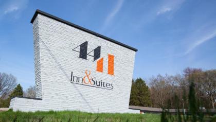 4411 Inn & Suites - image 5