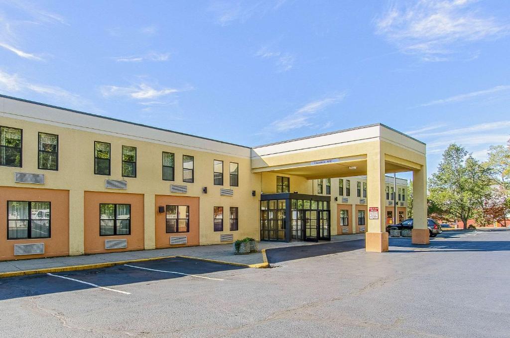 Quality Inn Middleboro-Plymouth - main image