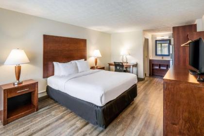 Suburban Extended Stay Hotel - image 15