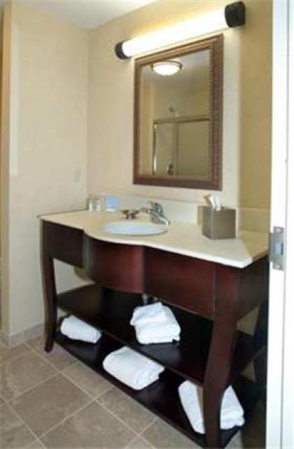 Hampton Inn Middletown - image 3