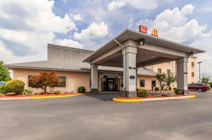 Econo Lodge Inn  Suites middletown middletown Virginia