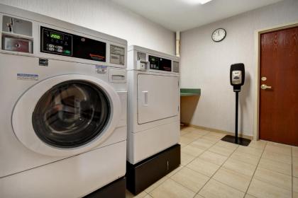 Holiday Inn Express Newport North - Middletown an IHG Hotel - image 17