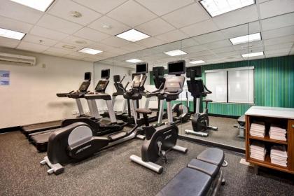 Holiday Inn Express Newport North - Middletown an IHG Hotel - image 18
