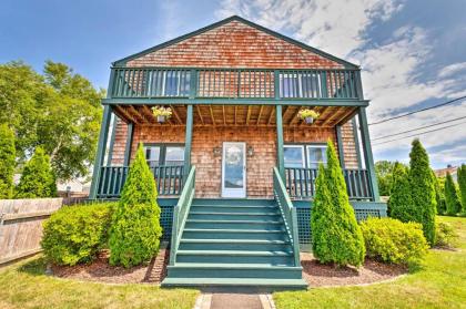 Coastal Abode with Beach Views Walk to Beach and Bars!