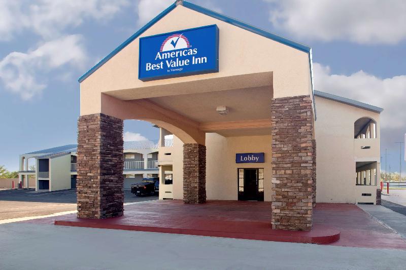 Americas Best Value Inn Midland - image 2