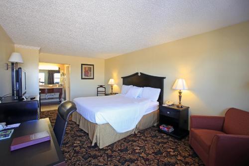 Plaza Inn Midland - main image
