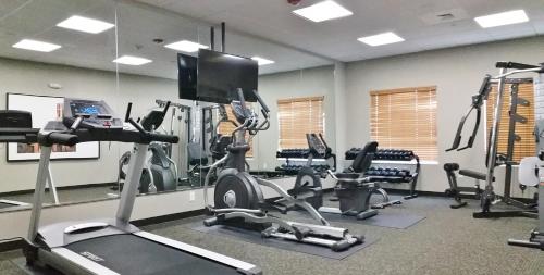 MainStay Suites Midland - image 4