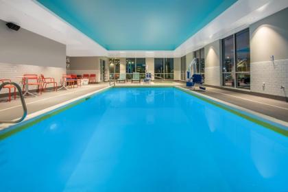 Tru By Hilton Salt Lake City Midvale - image 2