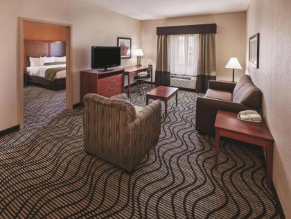 La Quinta by Wyndham Midwest City - Tinker AFB - image 7