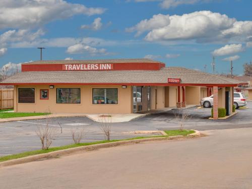 Travelers Inn Midwest City - main image