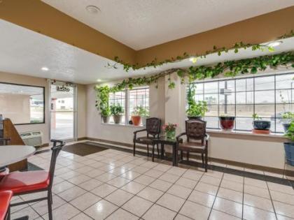 Travelers Inn Midwest City - image 9