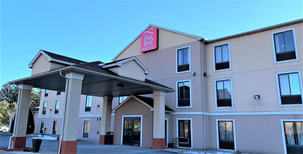 Red Roof Inn & Suites Mifflinville - main image