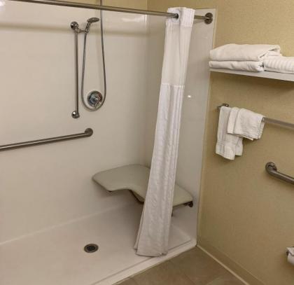 Red Roof Inn & Suites Mifflinville - image 2
