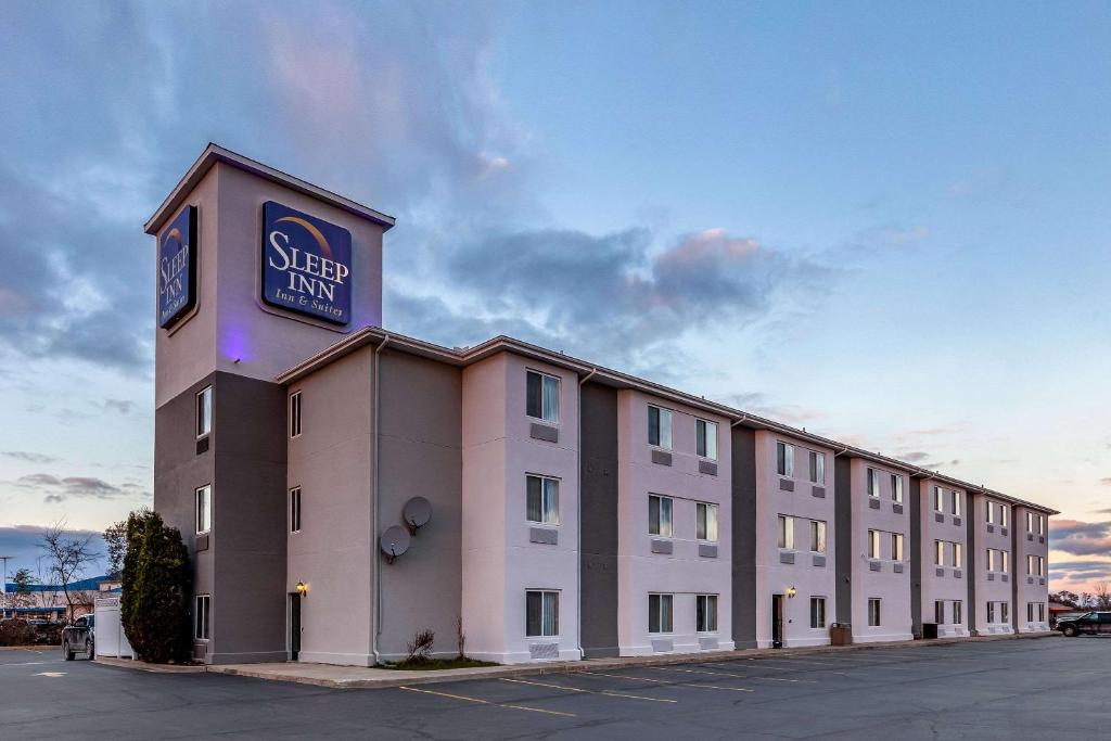 Sleep Inn & Suites Milan - main image