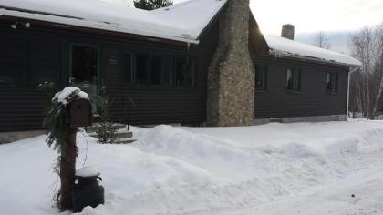 Deer Mountain Lodge & Wilderness Resort - image 11