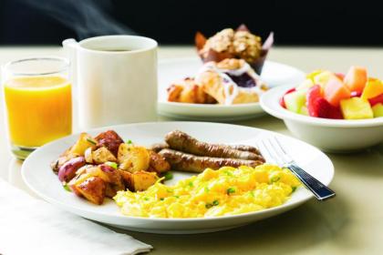 Homewood Suites by Hilton Cincinnati-Milford - image 2