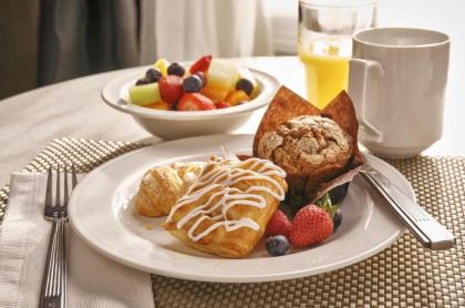 Homewood Suites by Hilton Cincinnati-Milford - image 3