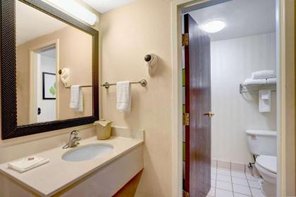 Motel 6-Milford CT - image 12